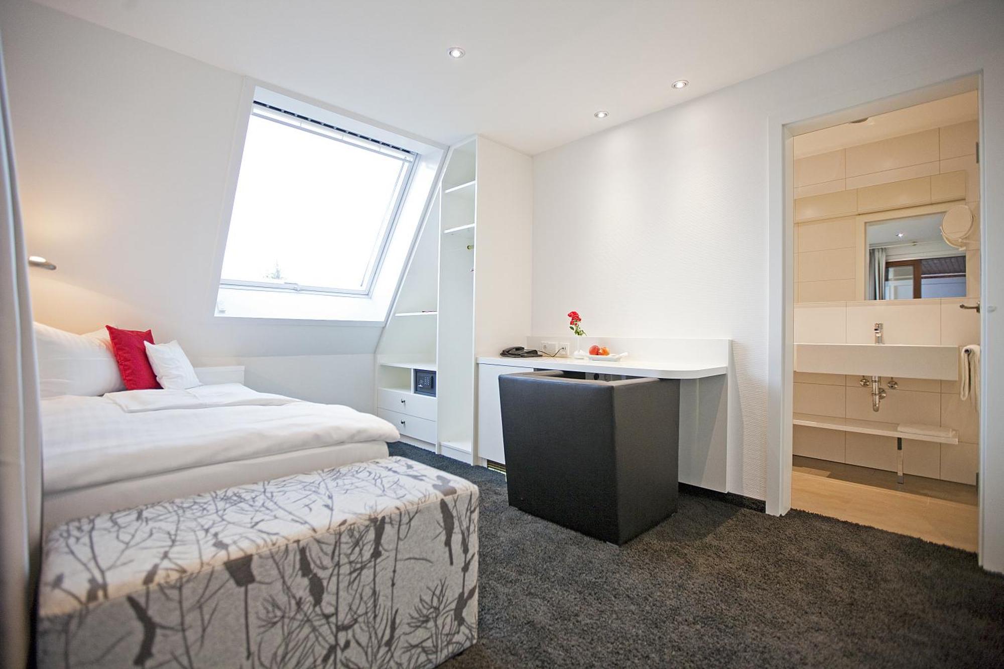 Hotel Krone Ohg Gerlingen Szoba fotó