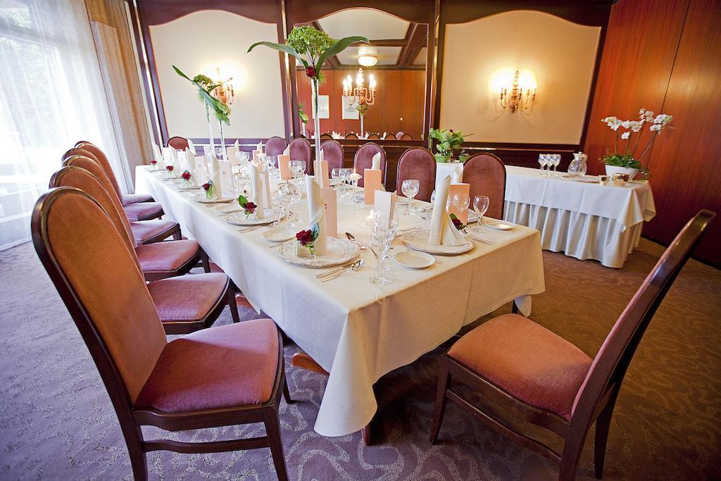 Hotel Krone Ohg Gerlingen Kültér fotó